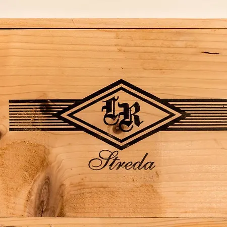 Streda Wine & Country Lantgård *